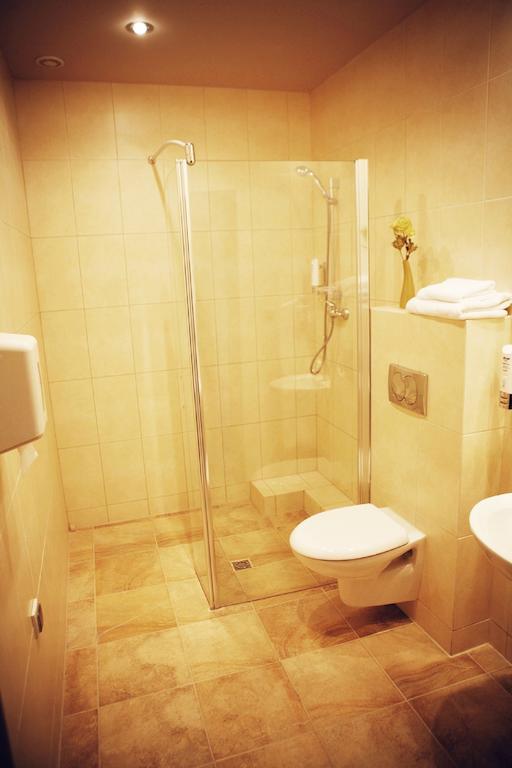 Hotel Zorza Namyslow Phòng bức ảnh