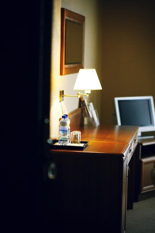 Hotel Zorza Namyslow Phòng bức ảnh