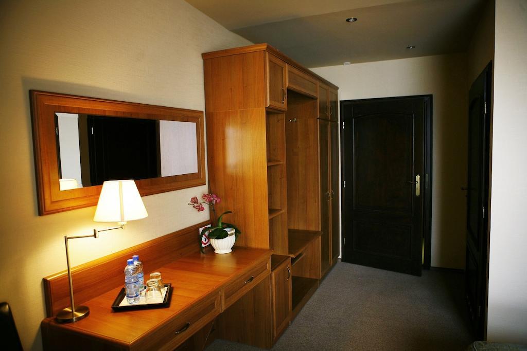 Hotel Zorza Namyslow Phòng bức ảnh