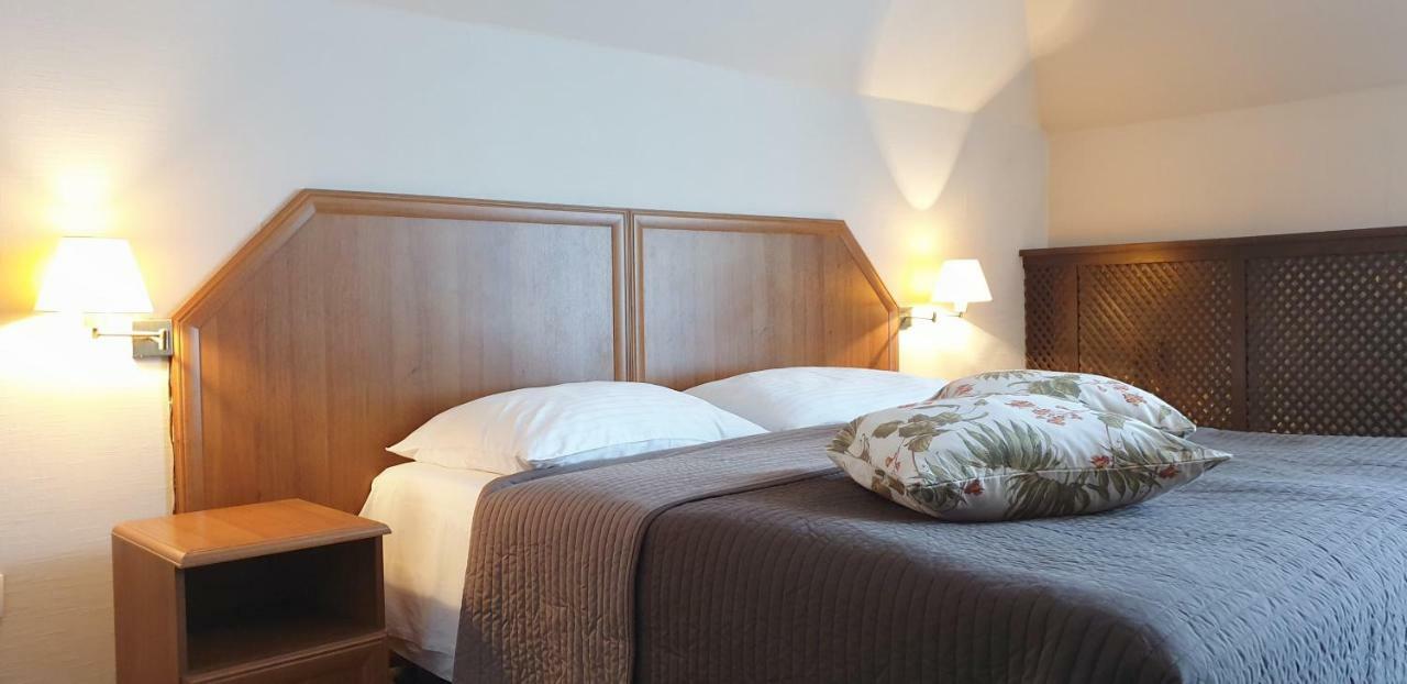 Hotel Zorza Namyslow Ngoại thất bức ảnh